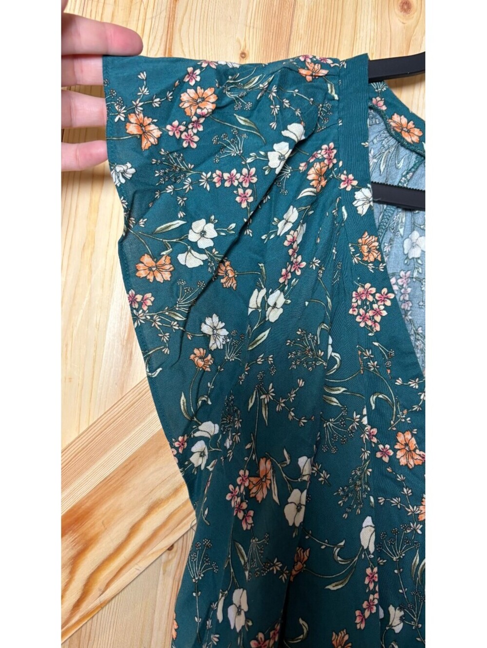 Old Navy Women's 2X Green Floral Maxi Dress with Smocked Waist - Picture 7 of 11